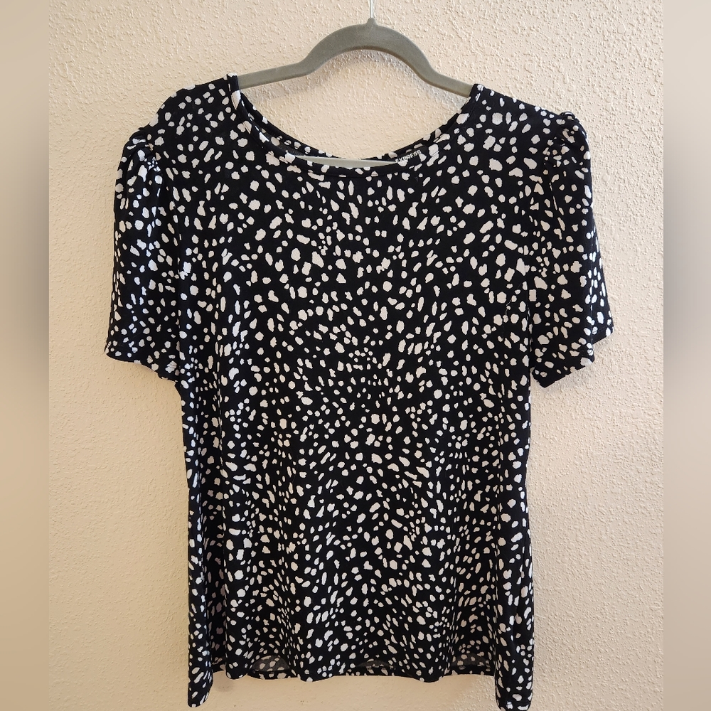Express Black and White Pattern Dress Shirt